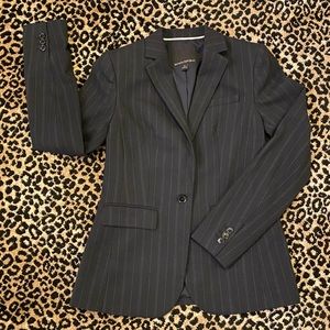 Versatile One button Chalk Stripe Banana Republic Blazer Washable! EUC!